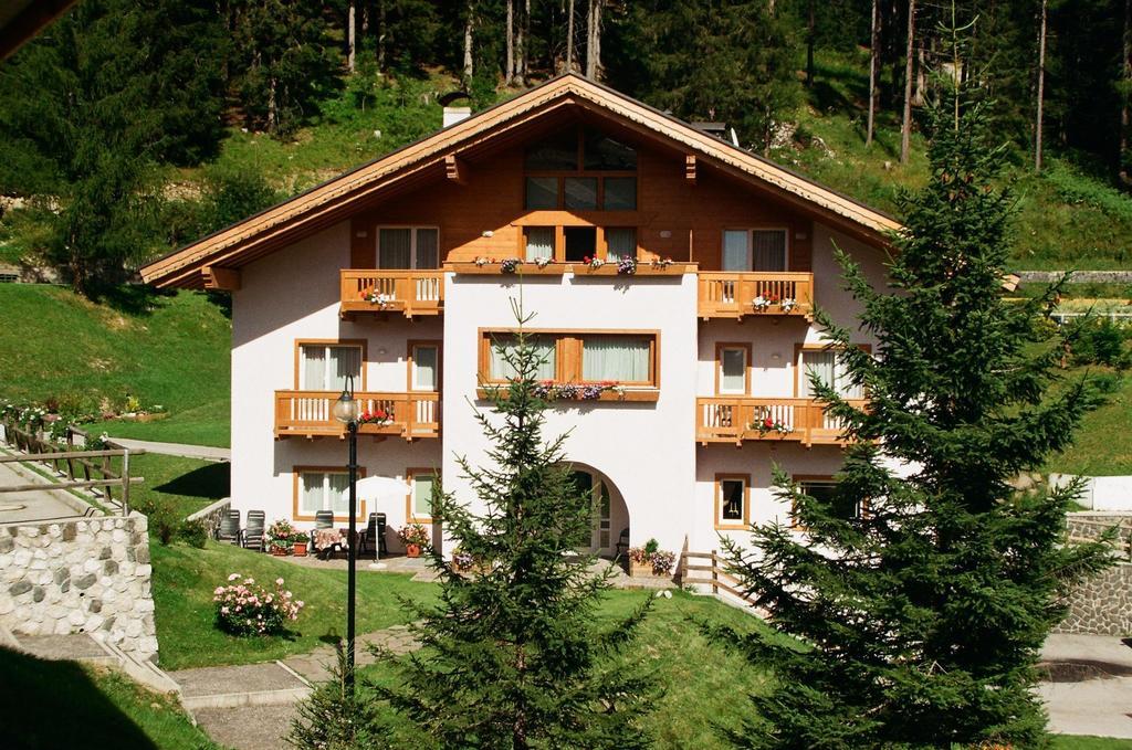 Hotel Garni Civetta Selva di Cadore Luaran gambar