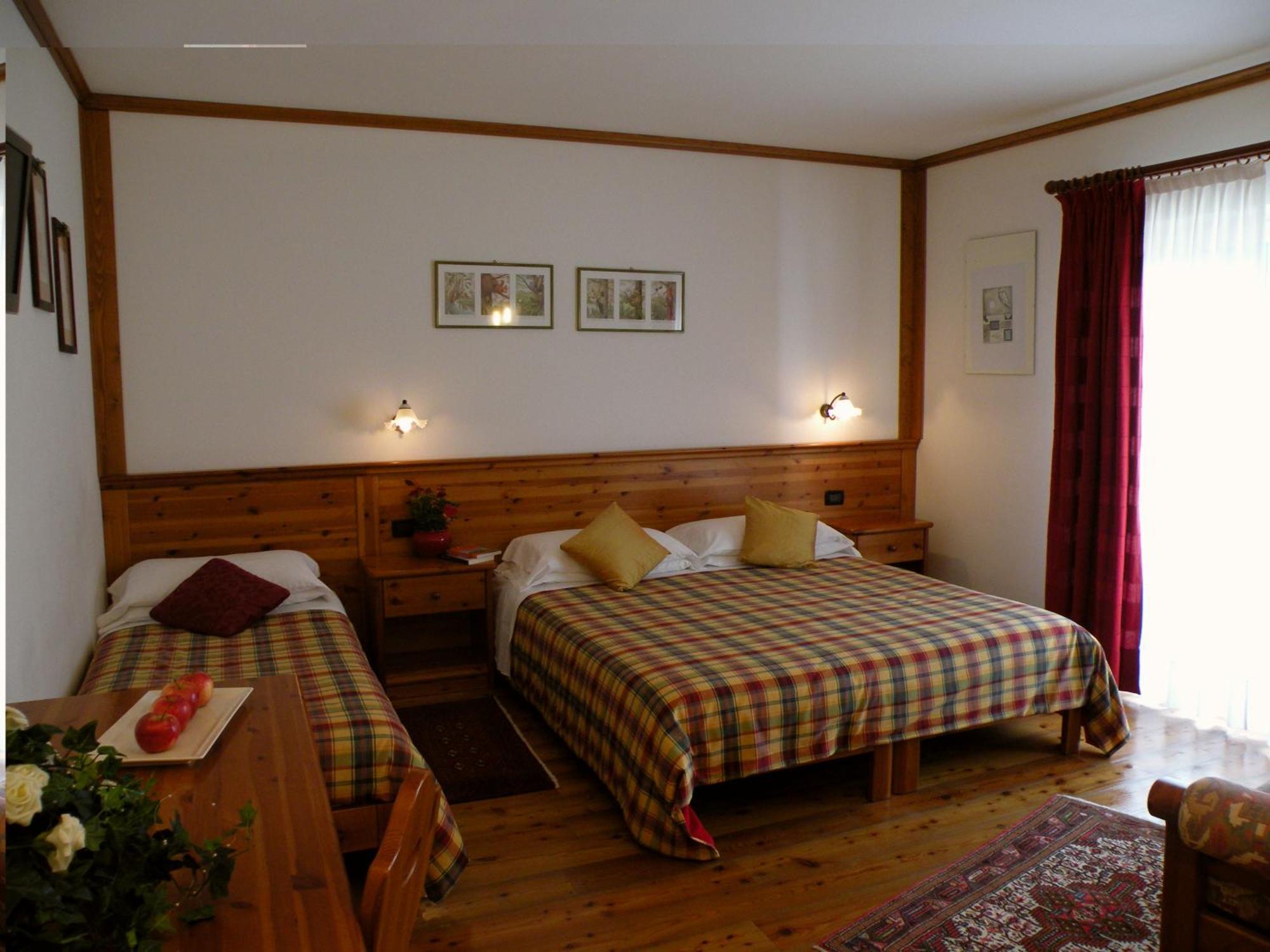 Hotel Garni Civetta Selva di Cadore Luaran gambar